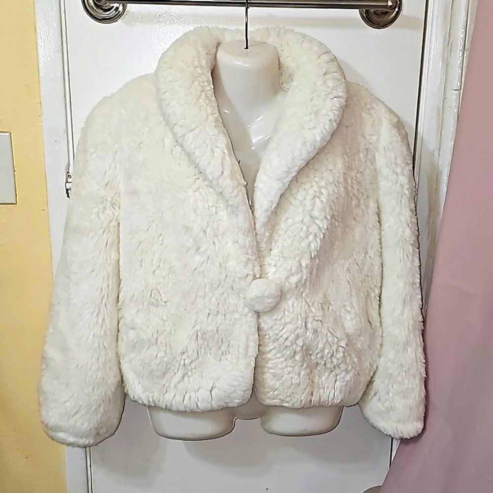 Donnybrook Faux Fur Jacket Collared Old Hollywood Mobwife Vintage